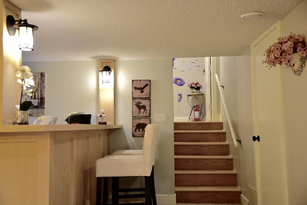 Calgary Cozy Home Bagian luar foto