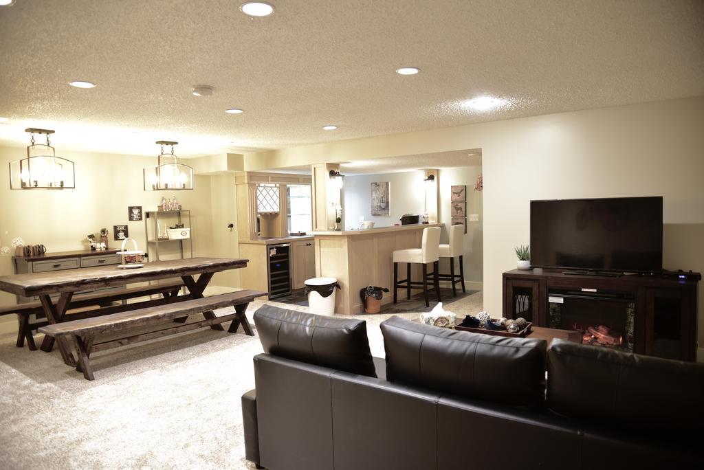 Calgary Cozy Home Bagian luar foto